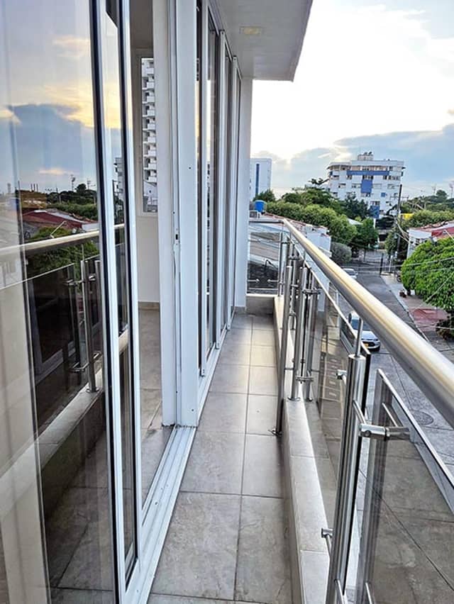 Casa en Venta en Parnaso, Barrancabermeja de 3 plantas con garaje con REF 1476